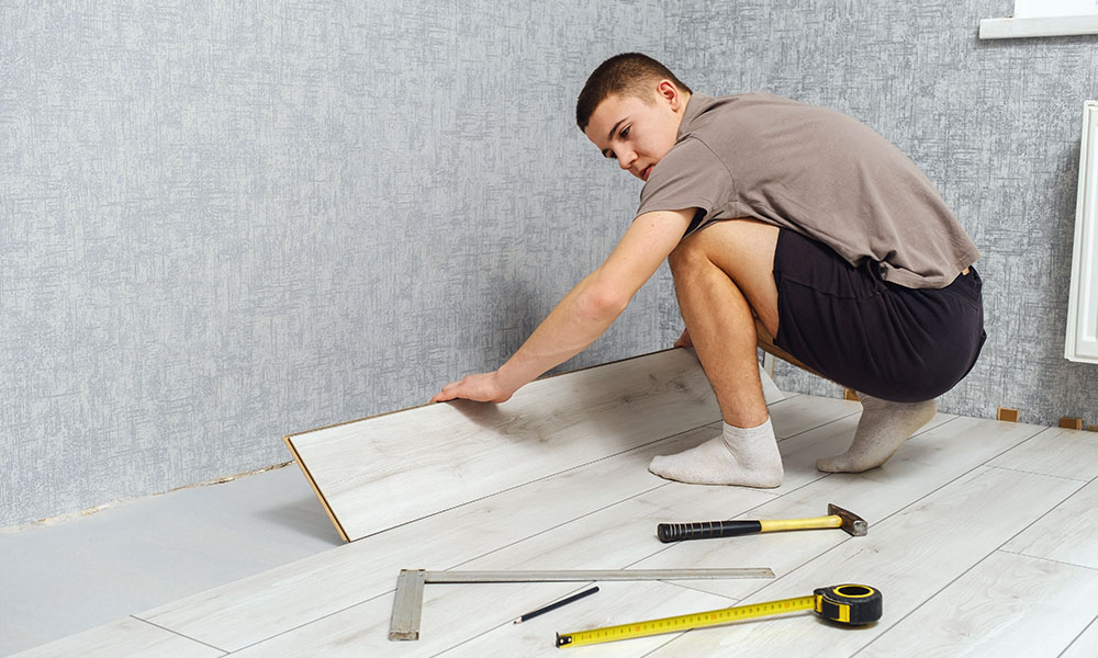 How to Remove Laminate Flooring